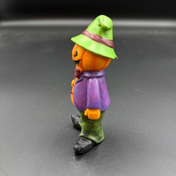 Vintage Halloween Pumpkin Scarecrow Figurine - Picture 3 of 9